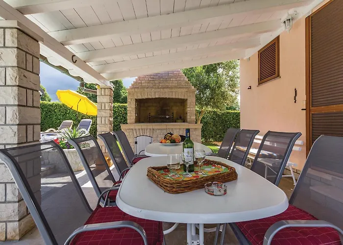 Ferienhaus In With Wifi Pula