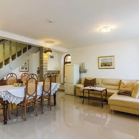 Vikendica In With Wifi